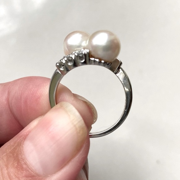 Pearl Diamond Bypass Ring, Sz 5.5, Exc. Cond., Like New. - Picture 6 of 9